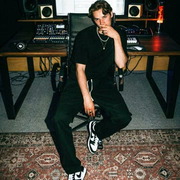Armin Van Buuren & Garibay Phone Down ( Maurice West Remix)