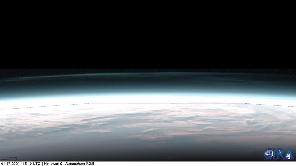 Noctilucent Clouds Above Antarctica (CIRA 2024-01-17 - labels-1)