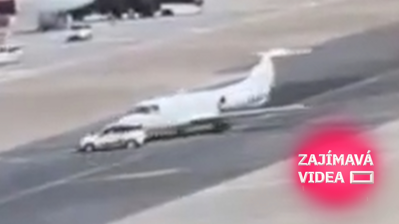 Na letišti v Miláně se srazilo auto s tryskáčem