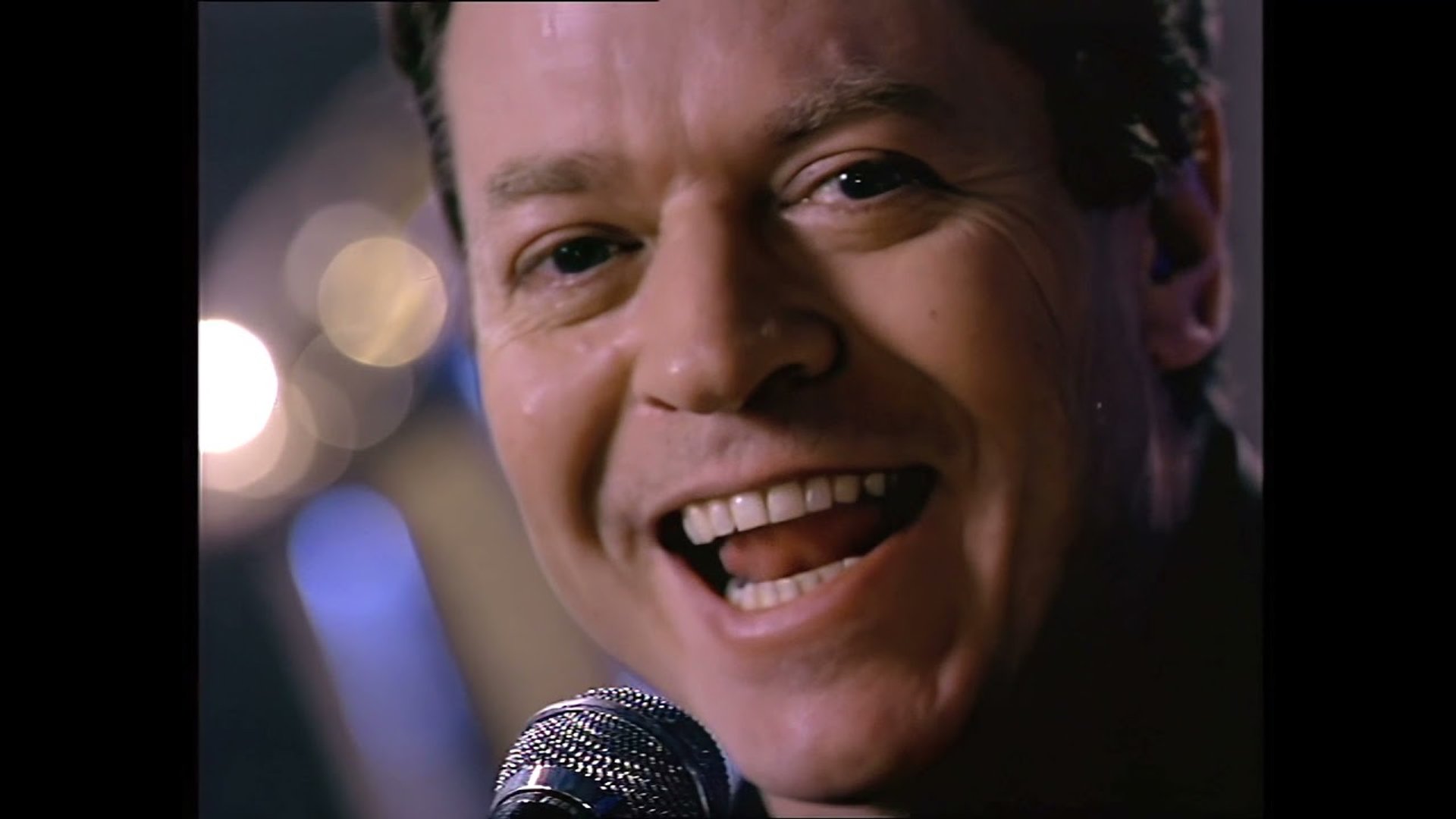 ROBERT PALMER feat. UB40 - I'll Be Your Baby Tonight (1990)