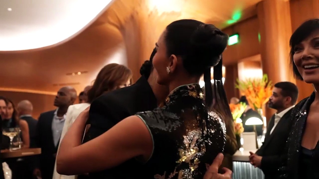 Lewis Hamilton and Kim Kardashian share sweet PDA moment