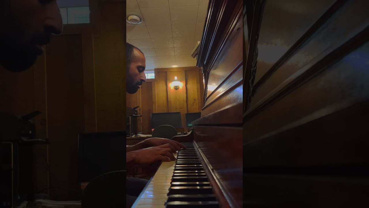 Alex Legend | Light In The Dark