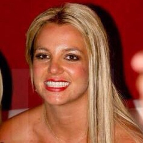 Toxic - Britney Spears (feat. Leonardo Castro)