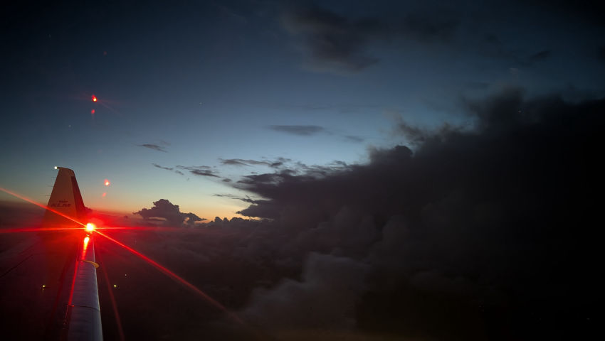 Terminal velocity unhindered by dark clouds mix