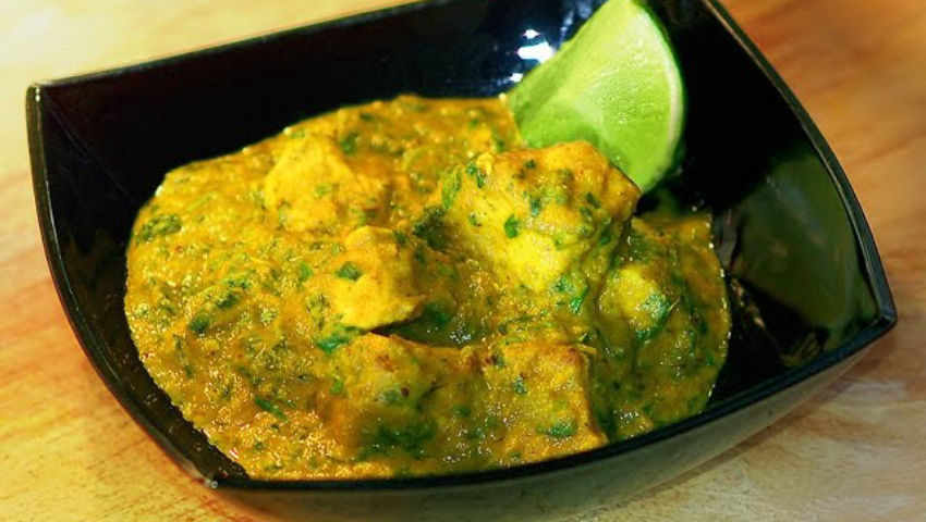 REAL Chicken Saag / Punjabi Indian Curry Recipe (murgh, gosht)