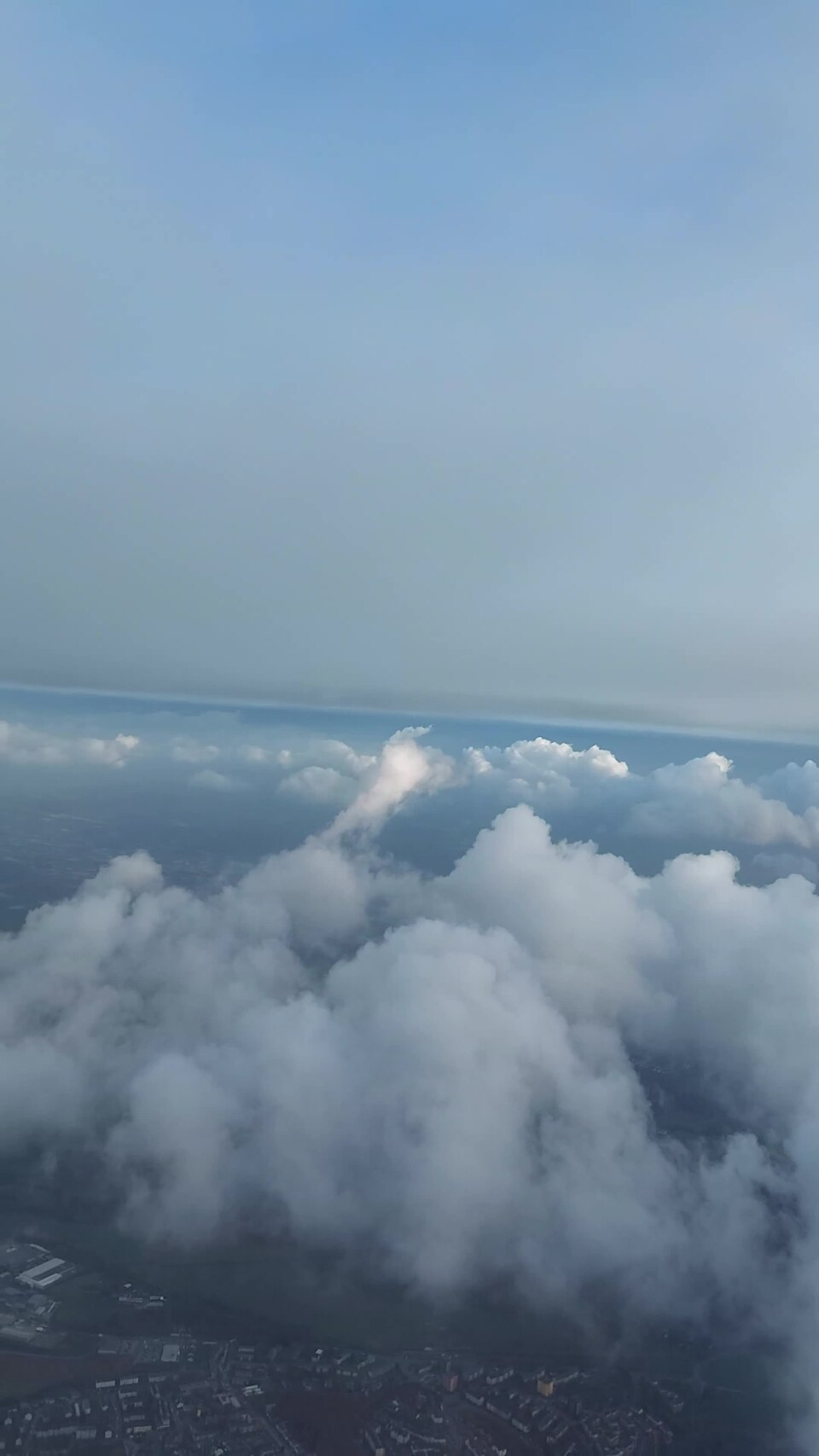 Above clouds NRW 153337