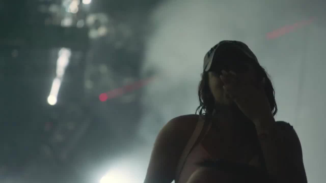 Above & Beyond Closing Performance