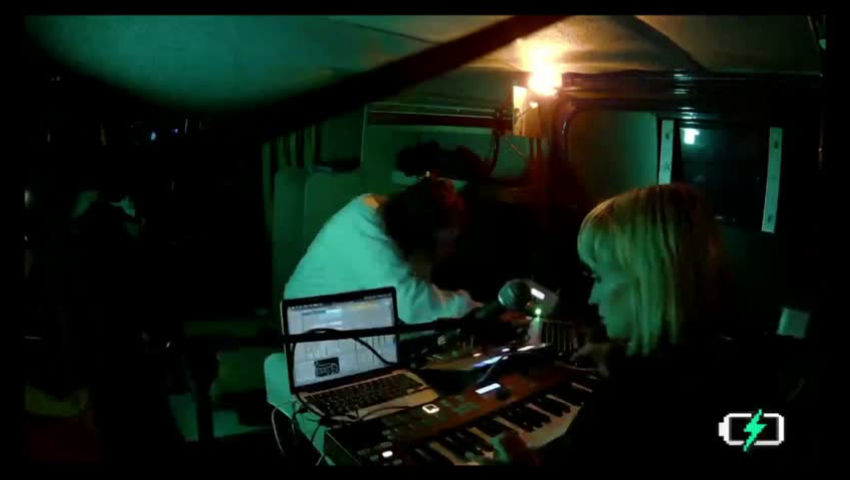 Amore Meow - LIVE@TV STUDIO - JAM VAN III - 2021-10-15 20-33-06_720p